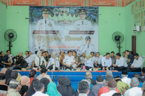 Menapaki Jejak Transmigrasi, Gubernur Jawa Tengah Silaturahmi Bersama Keluarga Transmigran di Desa Bagelen