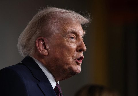 Trump Ancam Iran dengan Dampak “Sangat Traumatis” Jika Gagal Capai Kesepakatan Nuklir