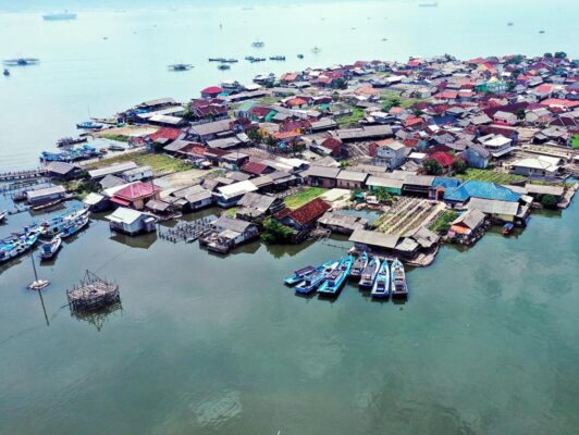 Pulau Pasaran Sentra Pengolahan Ikan Teri Terbesar di Lampung