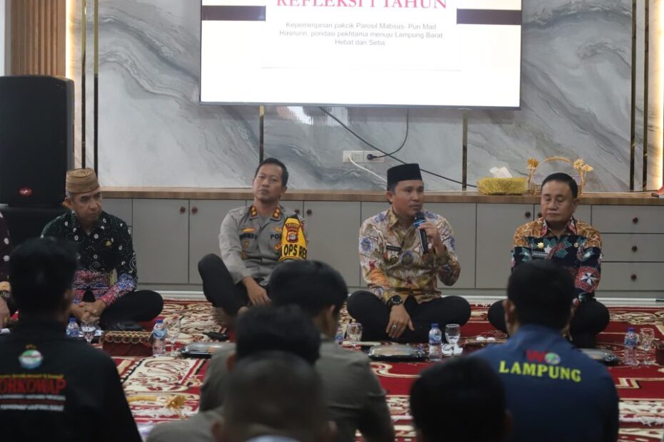 Refleksi Satu Tahun Kepemimpinan PM, Bupati Parosil Mabsus–Wakil Bupati Mad Hasnurin Tegaskan Fondasi Lampung Barat Hebat dan Setia
