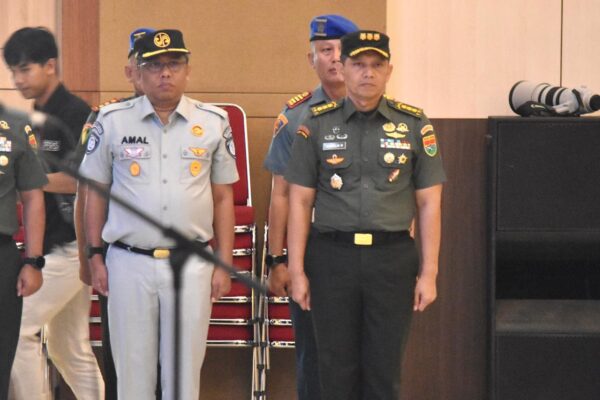 Kasrem 043/Gatam Hadiri Apel Gelar Pasukan Operasi Keselamatan Krakatau 2026 di Polda Lampung