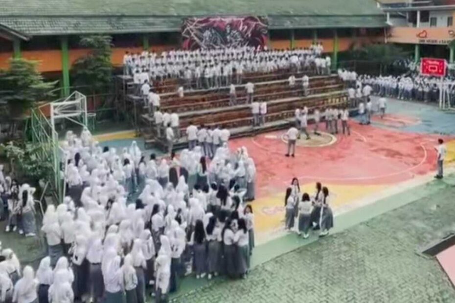 Panggung Perpisahan SMKN 4 Bandar Lampung Ambruk, Belasan Siswa Luka dan Dirawat di Rumah Sakit