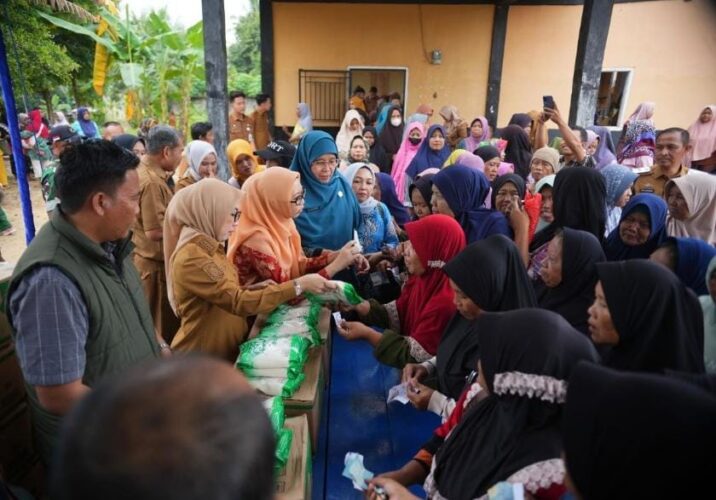 Operasi Pasar Murah 2026 Resmi Dibuka, Bupati Ayu Asalasiyah Jaga Daya Beli Warga Way Kanan Jelang HBKN