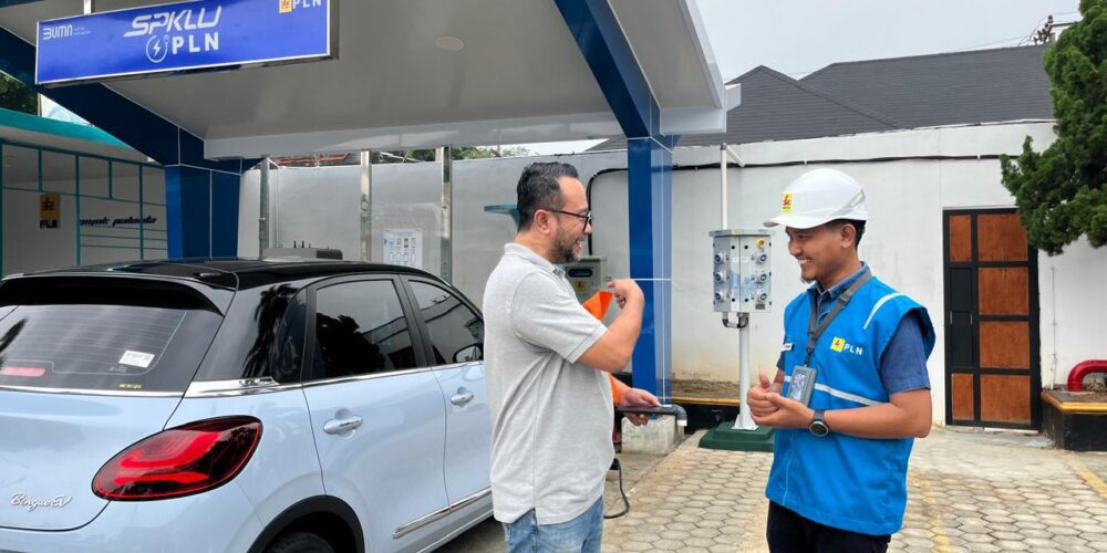 Penggunaan SPKLU Naik Tajam, PLN Lampung Cek Kesiapan Pengisian Kendaraan Listrik di Jalur Mudik Lebaran 2026