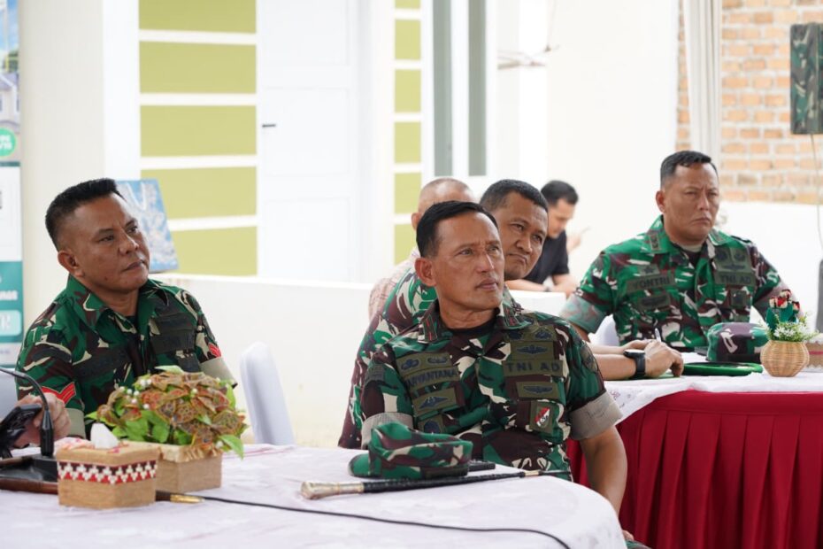 Danrem 043/Gatam Hadiri Penyerahan Rumah Santunan Kasad untuk Prajurit TNI di Lampung Selatan