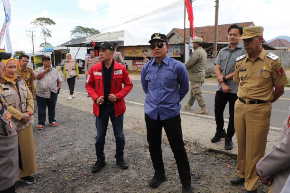 Bupati Parosil Tinjau Pos Pengamanan Mudik di Sekincau dan Sumber Jaya, Pastikan Kesiapan Operasi Ketupat 2026