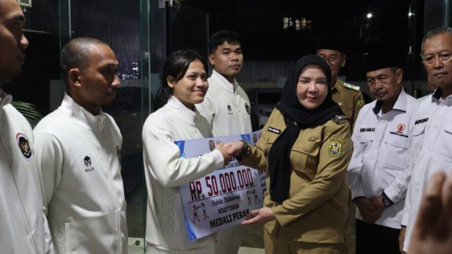 Atlet Bandar Lampung Peraih Medali SEA Games 2025 Dapat Bonus dari Eva Dwiana
