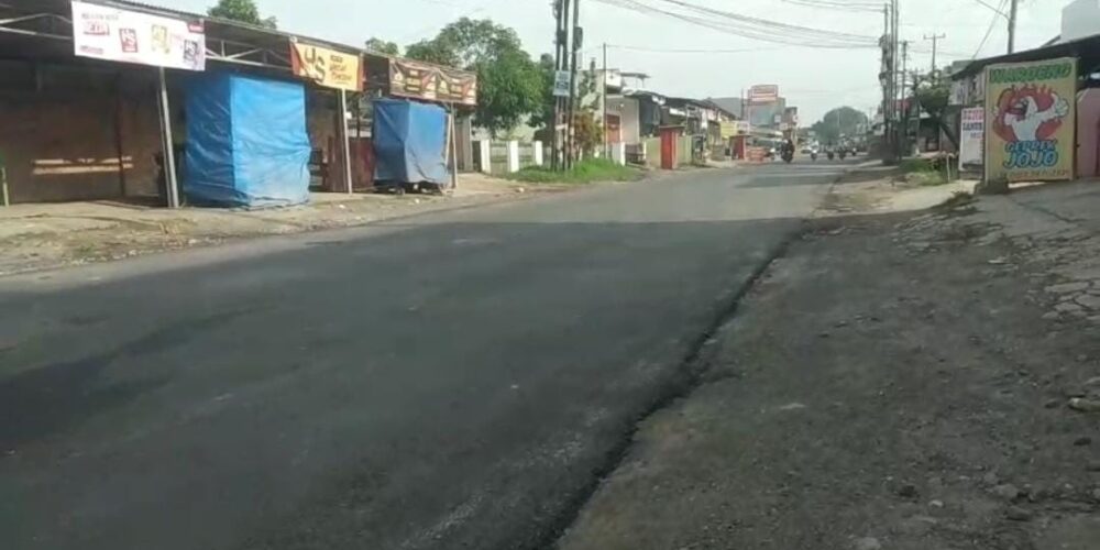 Perbaikan Jalan Pulau Damar Disambut Warga, Eva Dwiana Tegaskan Infrastruktur Jadi Prioritas