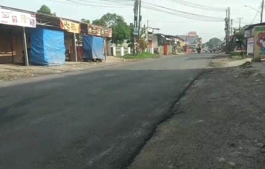 Perbaikan Jalan Pulau Damar Disambut Warga, Eva Dwiana Tegaskan Infrastruktur Jadi Prioritas