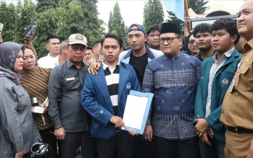 BEM SI Lampung Gelar Aksi di DPRD, Sampaikan Enam Tuntutan Soal Pendidikan