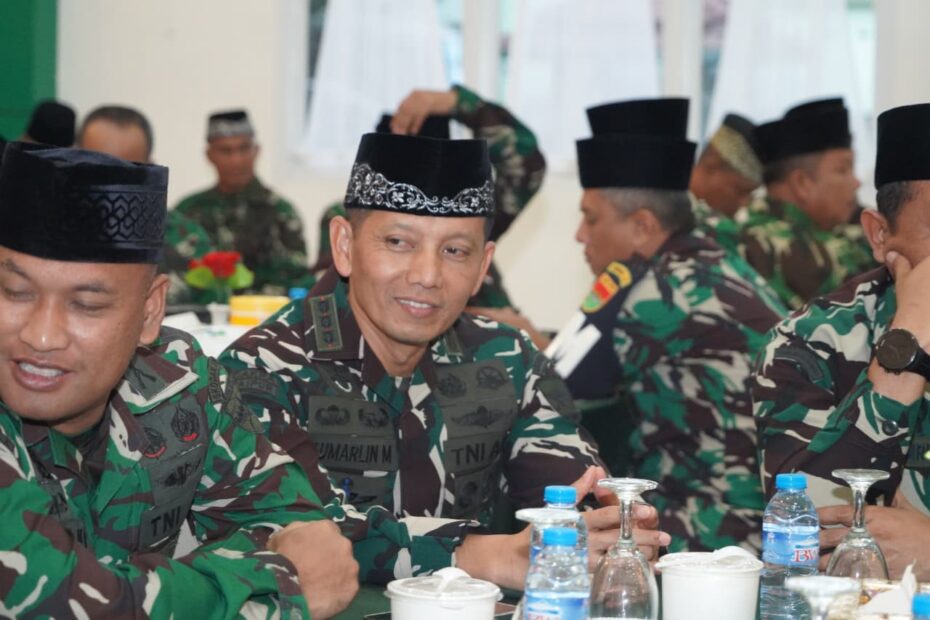 Danrem 043/Gatam Hadiri Peringatan Nuzulul Qur’an dan Buka Puasa Bersama Pangdam