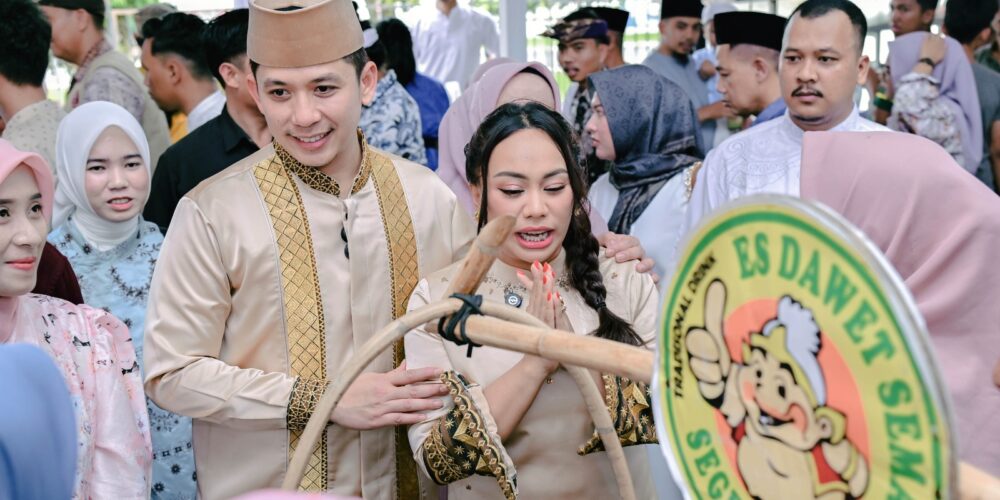 UMKM Lampung Selatan, halalbihalal Lamban Rakyat, Radityo Egi Pratama, UMKM diborong bupati, berita Lampung Selatan, ekonomi rakyat Lampung