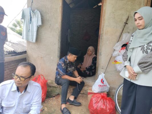 Gerak Cepat Respon Warga, Camat Panjang Pastikan Bantuan dan Bedah Rumah untuk Keluarga Siti Khodijah