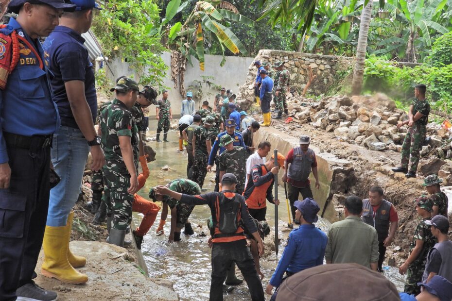 Pemkot Bandar Lampung Bersama TNI Percepat Normalisasi Sungai, Antisipasi Banjir Susulan
