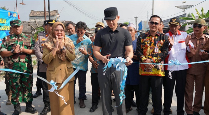 Bupati Lampung Selatan Resmikan Jalan 8 Km di Palas, Dorong Akses Ekonomi Desa