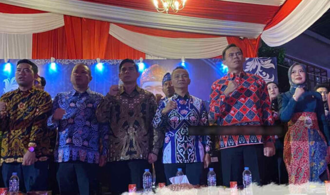 Wabup Kaur Hadiri Karnaval Batik Besurek Internasional, Budaya Bengkulu Makin Mendunia