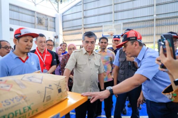 Menaker: Serikat Pekerja Bukan Lawan Perusahaan, Tapi Mitra Strategis