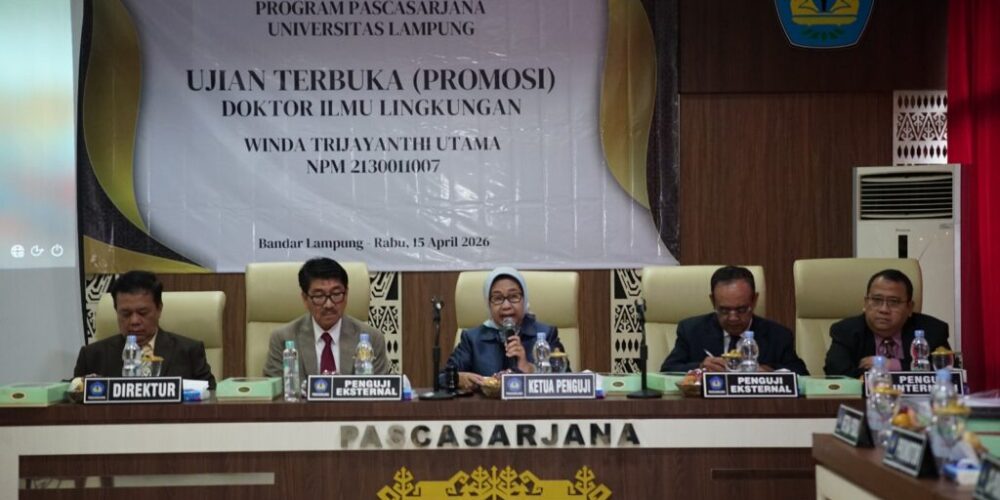 Winda Trijayanthi Utama Raih Gelar Doktor Ilmu Lingkungan Unila, Angkat Solusi Pengelolaan Sampah Berkelanjutan