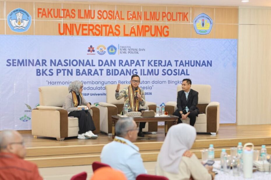 Seminar Nasional FISIP Unila Soroti Kesenjangan Riset dan Kebijakan, Dorong Kolaborasi Strategis
