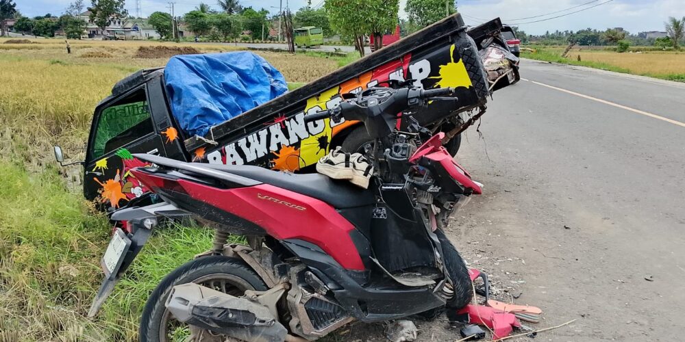 Kecelakaan Pick Up vs Motor di Pringsewu, Dua Tewas dan Satu Kritis