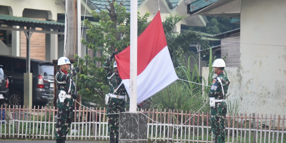 Upacara Bulanan Korem 043/Gatam, Perkuat Disiplin dan Nasionalisme Prajurit