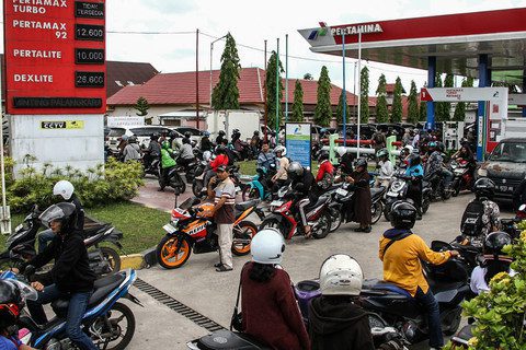 Rupiah Melemah ke Rp17.500/USD, Ancaman Subsidi Energi Membengkak hingga Rp210 Triliun
