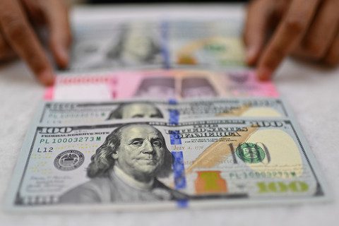 Rupiah Melemah ke Rp17.538 per Dolar AS, BI Siap Intervensi Pasar