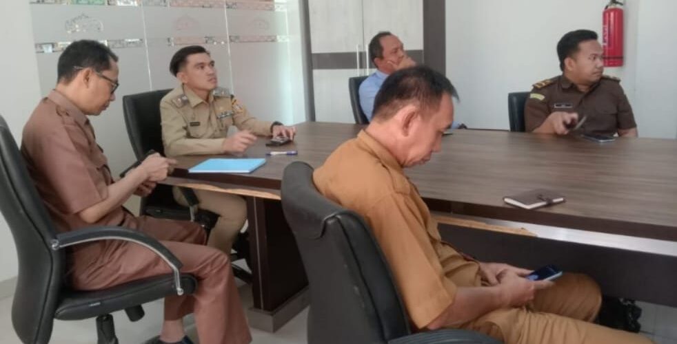Pemkab Way Kanan Percepat Program Kebun Masyarakat, Tekankan Komitmen Perusahaan Lewat Rakor FPKMS