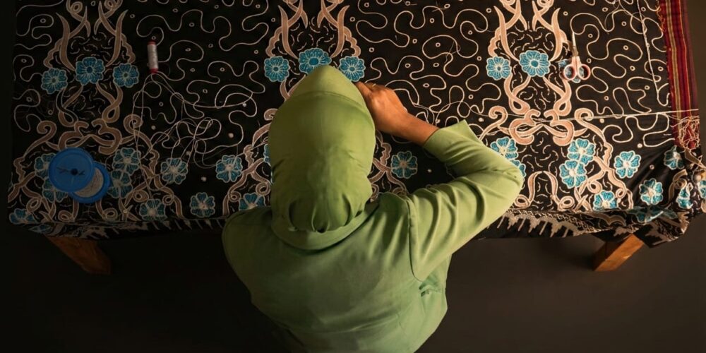 Inovasi Batik Tapis Lampung: Perpaduan Tradisi dan Modernisasi yang Angkat Ekonomi Kreatif