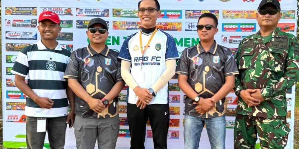 Dandim Way Kanan Letkol Sigit Windarto Resmi Buka RPG Cup 2026, 27 Klub Berebut Gelar di Pulau Batu