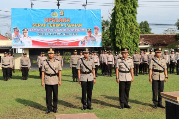 Sertijab di Polres Way Kanan, AKP Hardanus Tosira Resmi Jabat Kapolsek Umpu Semenguk