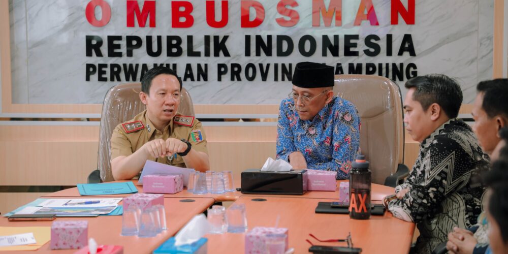 Sekdaprov Lampung dan Ombudsman Bahas Penguatan Pelayanan Publik Berbasis Kebutuhan Masyarakat