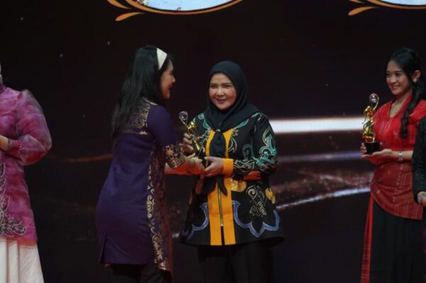 Wali Kota Bandar Lampung Raih Women’s Inspiration Awards 2026