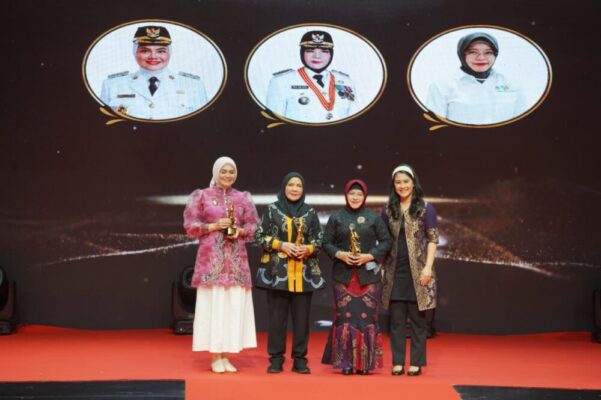 Wali Kota Bandar Lampung Raih Women’s Inspiration Awards 2026