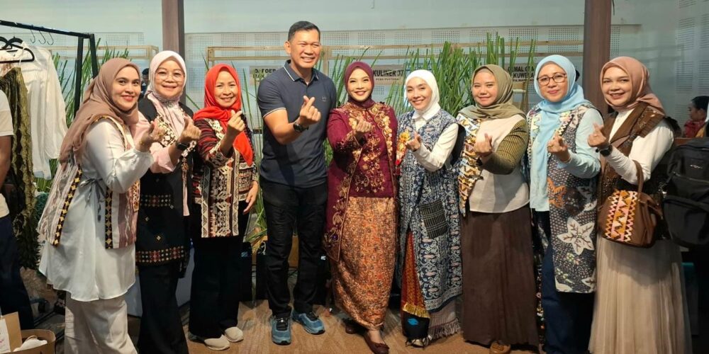 Dari Benang Emas hingga Harapan Baru, Asri Tapis Bawa Warisan Lampung Bersinar di Ajang Persit Bisa 2