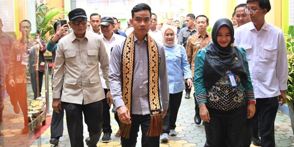 Wapres Gibran Tinjau SMKN 4 Bandar Lampung, Dorong Vokasi Siapkan Generasi Lampung Go Internasional