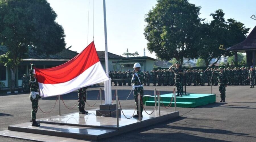 Danrem 043/Gatam Pimpin Upacara 17-an, Tegaskan Kesiapsiagaan Hadapi Ancaman Kemarau Ekstrem 2026