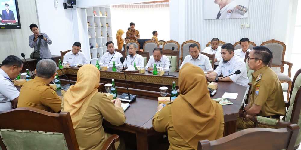 Bupati Way Kanan Hadiri Coffee Morning Dilapangan Tempak Mako Polres Way Kanan