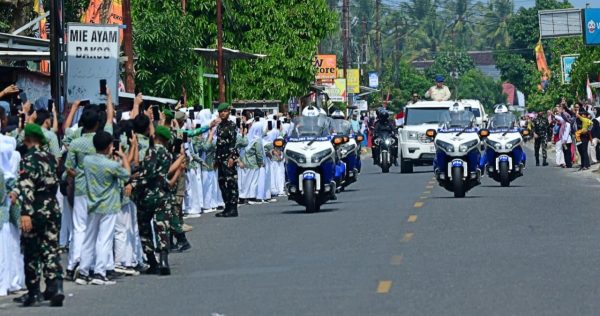 Presiden Prabowo Resmikan RSUD KH Muhammad Thohir Krui, Ribuan Warga Pesisir Barat Sambut Antusias