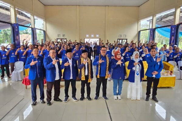 227 Pengurus Ranting dan 500 Relawan PAN Way Kanan Dilantik, Resmen Kadapi Targetkan PAN Jadi Partai Pemenang