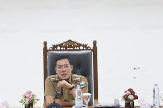 Bupati Dedi Irawan Pimpin Rapat Optimalisasi PAD, Pemkab Pesisir Barat Perkuat Pengawasan Perizinan