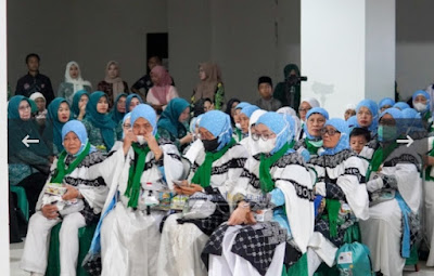 Bupati Dedi Irawan Sambut Kepulangan Jamaah Haji Pesisir Barat, Ajak Jaga Kemabruran dan Tebar Keteladanan