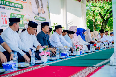Pawai dan Tabligh Akbar 1 Muharram 1448 H Meriahkan Pesisir Barat, Bupati Ajak Masyarakat Perkuat Semangat Hijrah