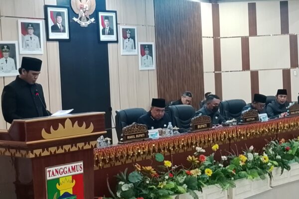 DPRD Setujui Tiga Ranperda, Banggar dan Pansus Sampaikan Laporan Hasil Pembahasan, LKPJ, 2025