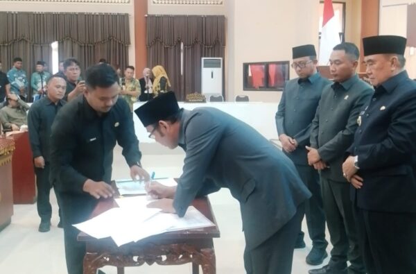 DPRD Setujui Tiga Ranperda, Banggar dan Pansus Sampaikan Laporan Hasil Pembahasan, LKPJ, 2025