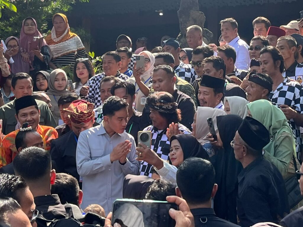 Gibran Kunjungi Taman Randu Mas Lampung Timur, Mulyono: Kehadirannya Obati Kerinduan Masyarakat Pugung Raharjo