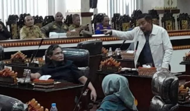 Sudarsono Interupsi, Paripurna DPRD Metro Memanas, Legislator Demokrat Absen Total