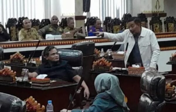 Sudarsono Interupsi, Paripurna DPRD Metro Memanas, Legislator Demokrat Absen Total