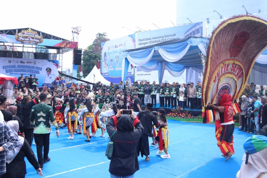 Festival Kendaraan Hias dan Pawai Budaya Semarakkan HUT ke-344 Kota Bandar Lampung