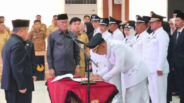 Pemerintah Kota Bandar Lampung Lantik 96 Pejabat: Masyarakat Butuh Pelayanan Cepat dan Ramah